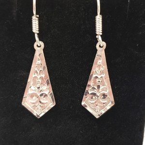 925 Sterling Silver Mexico Filigree Dangle Earrings Kite Shaped Cut out geometic